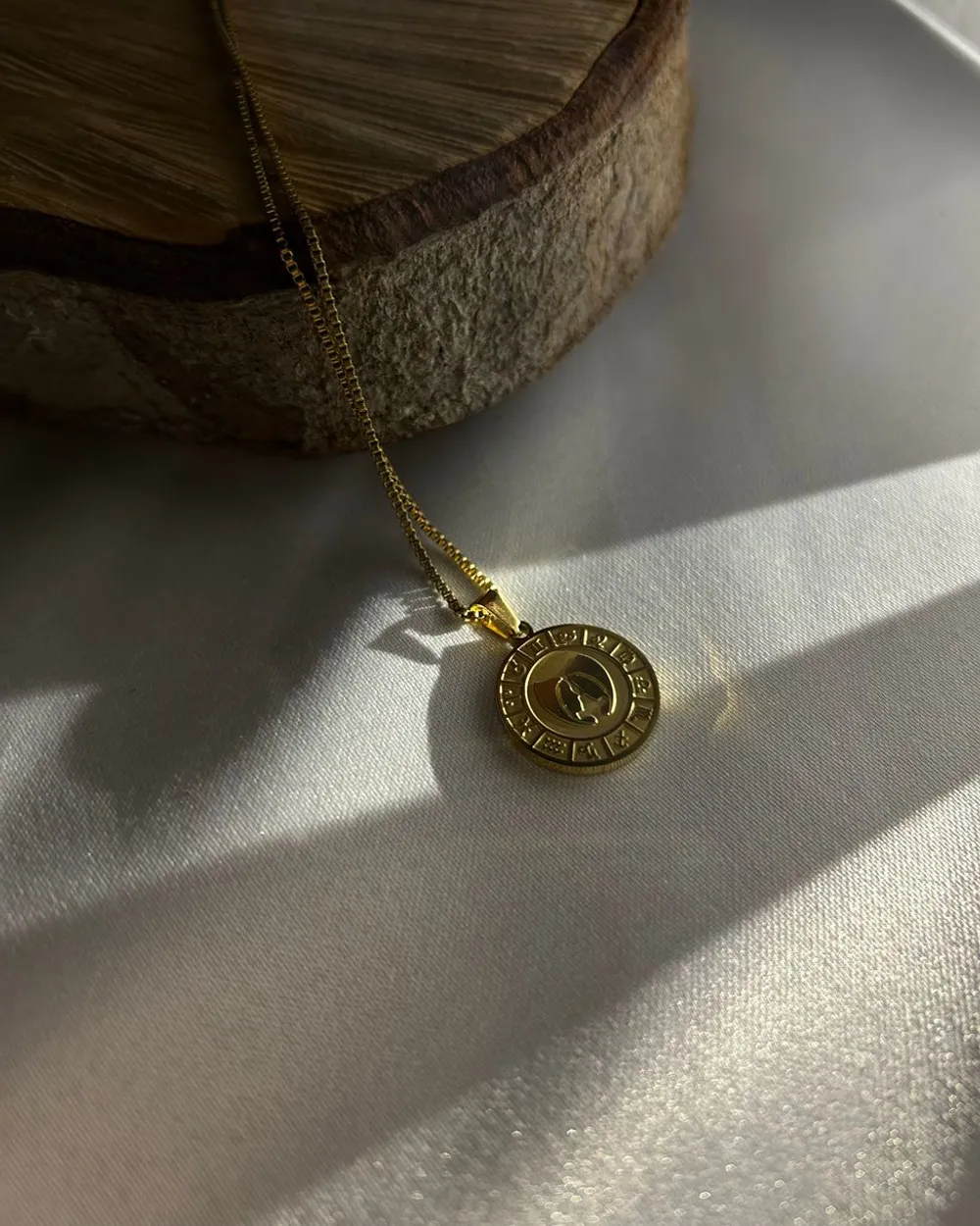 Collar dije gota